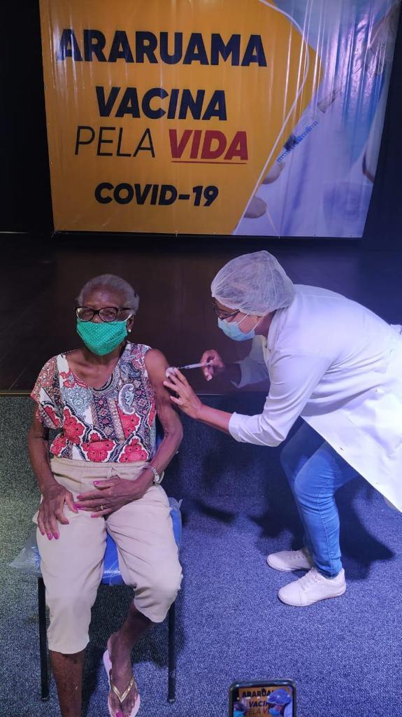 Prefeitura de Araruama faz balanço da vacinação contra Covid-19 no município