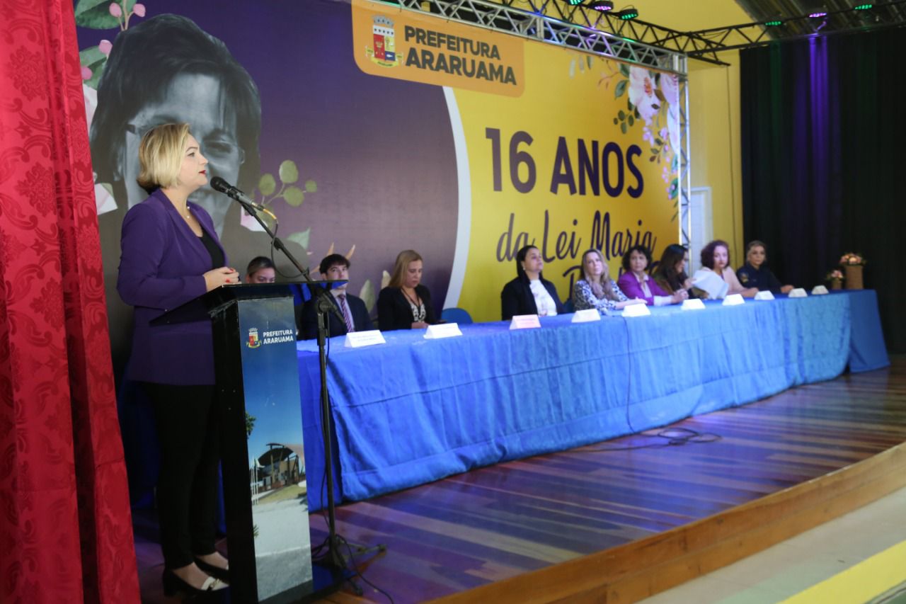 Prefeitura de Araruama realizou uma roda de conversa em comemoração aos 16 anos da criação da Lei Maria da Penha