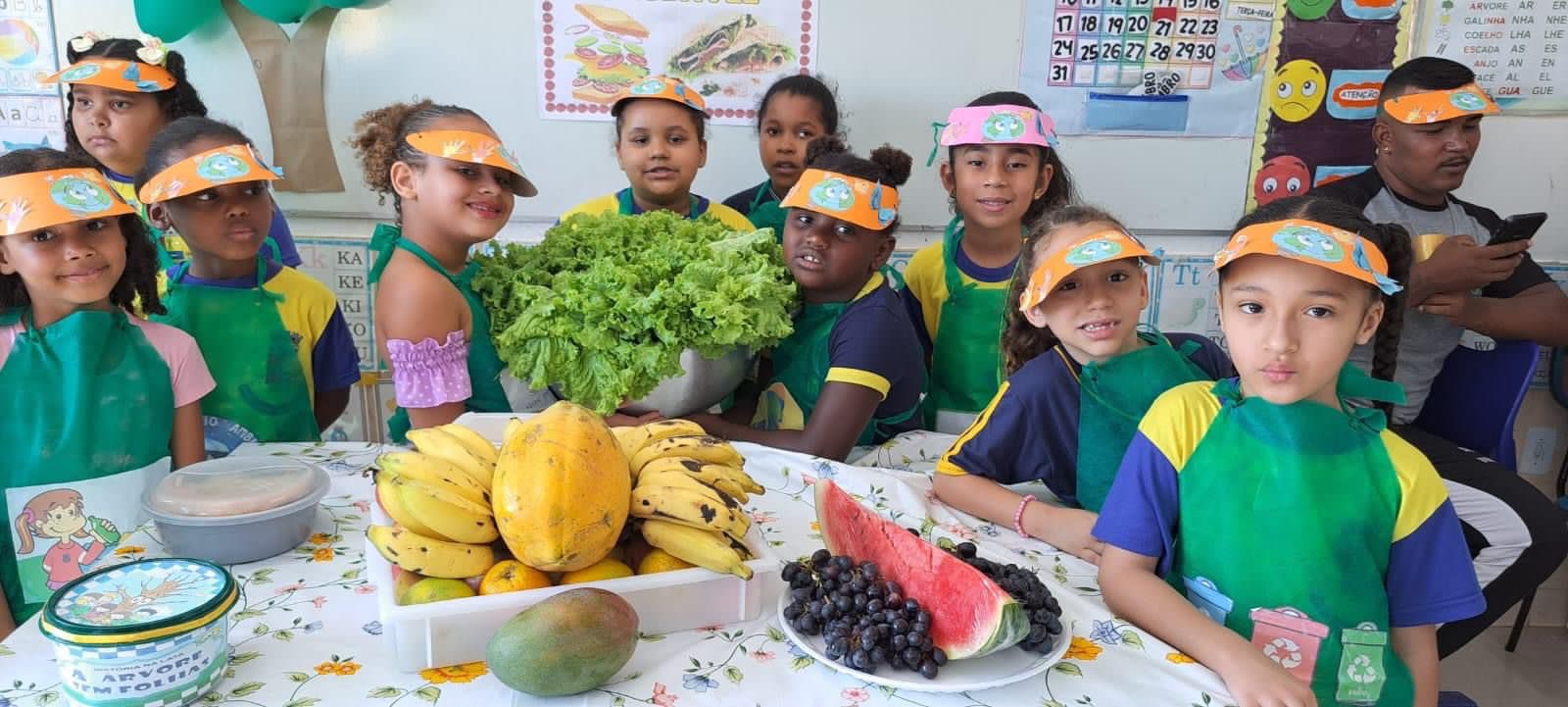 Projeto Horta nas Escolas Municipais é sucesso em Araruama, incentivando a alimentação saudável