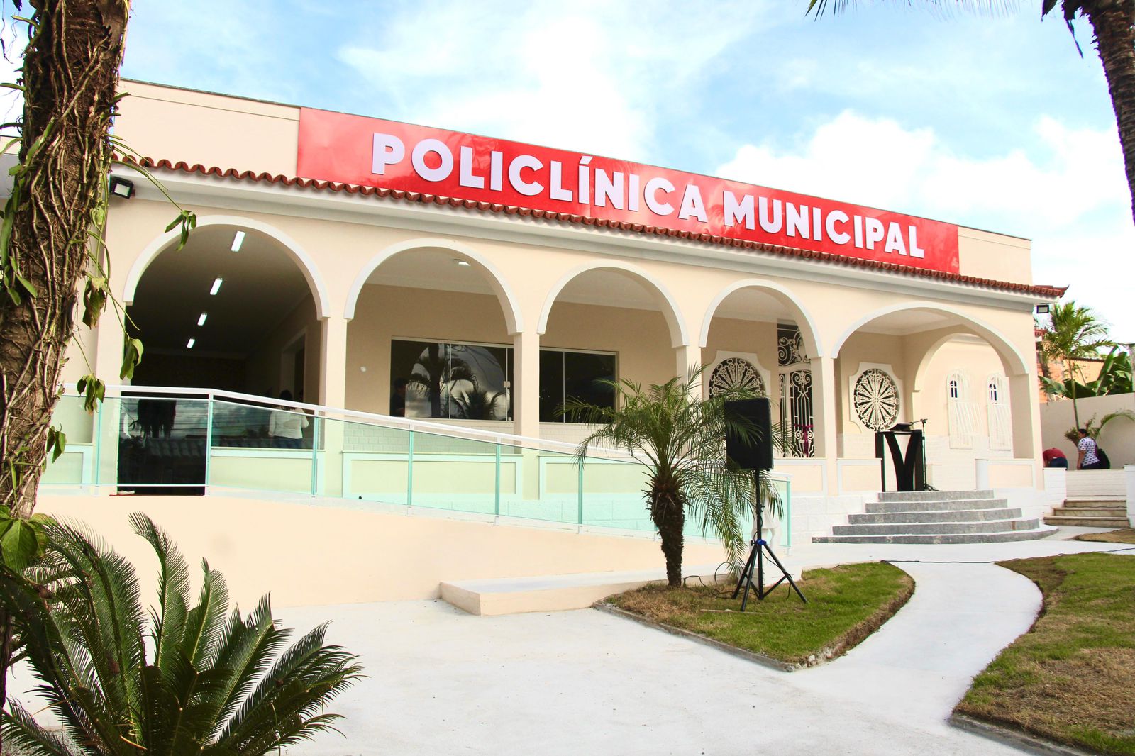 Prefeitura de Araruama inaugura a Policlínica de Saúde do bairro XV de Novembro