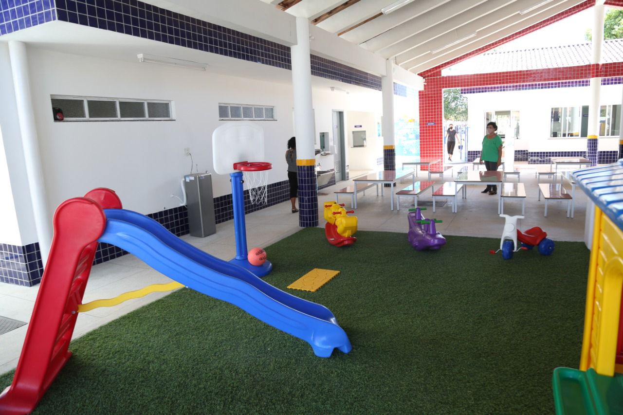 Prefeitura de Araruama inaugura a Creche Municipal Inspetora Escolar Rosa Machado dos Santos, no distrito de São Vicente