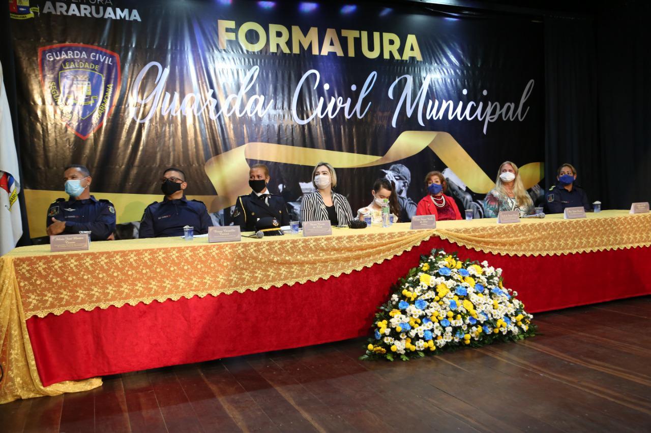 Prefeitura de Araruama realiza a formatura de 34 novos agentes da Guarda Civil Municipal